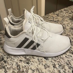 Adidas Tennis Shoes